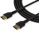 StarTech - Câble HDMI mince de 3 pi (1 m) - noir-Naviguez dans des espaces étroits avec un design mince et flexible : la gaine TPE absorbe les contraintes des courbes fréquentes sans endommager le câble, Le câble HDMI 34AWG Slim offre un diamètre extérieur compact de 4,7 mm pour un ajustement propre et flexible dans des environnements limités