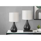 Monarch Specialties - Luminaire - 18 po H Lampe De Table - Métal Noir - Ensemble De 2 - Abat-Jour Ivoire / Crème - Contemporain-Avec n interrupteur marche/arrêt pratique est attaché au cordon noir de 6 pieds, Elle peut accueillir une ampoule de 60W/120V (non incluse) afin d'éclairer une pièce et ajouter de l'ambiance