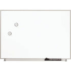 Quartet - Tableau aimanté à effacement sec Matrix, 34 po x 23 po-Accrochez divers tableaux afin de créer votre système unique  