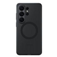 Samsung - Coque magnétique renforcée noire pour Galaxy S26 Ultra-Ses bords surélevés protègent l'écran et l'appareil photo, tandis que ses côtés rainurés améliorent la prise en main. Une couche intérieure rembourrée offre un confort d'utilisation optimal