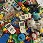 TerraCycle - Jouets - Zero Waste Box- Moyenne-Inclus : boîte de collecte durable imprimée en couleur avec doublure interne, étiquette d’expédition UPS prépayée pour le retour, et recyclage des déchets collectés.