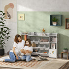 Qaba - Bibliothèque et organisateur de rangement pour jouets pour enfants, avec 8 bacs de rangement amovibles, étagères, 2 armoires - blanc-Espace supérieur, grilles et placard pour un rangement spacieux 