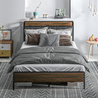 HOMCOM - Cadre de lit queen size avec tête de lit de rangement et prise de chargement - noyer-Les tapis en EVA assurent un espace de sommeil stable et sans bruit 