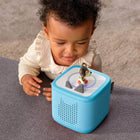 tonies - Mon Premier Coffret Toniebox 2 - Playtime Puppy - Bleu Ciel (Anglais Et Français)-Deux façons de jouer : les enfants peuvent plonger dans leurs histoires et chansons préférées avec une collection toujours grandissante de personnages Tonie, ou ajouter Tonieplay pour découvrir des jeux sans écran et plus encore