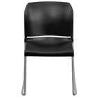Chaise empilable noire profilée HERCULES d’une capacité de 880 lb à dossier complet avec base traîneau enduite de poudre grise-Matériel polypropylène
