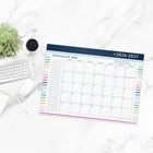 AT-A-GLANCE - Sous-main standard Emily Ley rayures joyeuses 2026-2027 - 22 po x 17 po - bilingue-Les blocs quotidiens mesurent 2 5/16 po x 2 7/16 po