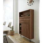 Nexera - Bureau mural Slim, Noyer-Cachez parfaitement votre ordinateur portable, votre tablette, vos câbles et vos accessoires une fois la porte rabattable fermée. Profitez de 3 étagères réglables pour ranger vos affaires