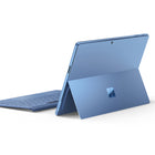 Microsoft - Tablette Surface Pro Copilot+ PC 13 po LCD - Snapdragon X Plus - 512 Go SSD - 16 Go RAM - Windows 11 - Saphir - Anglais-Restez connecté n’importe où : Des vitesse ultra rapides n’importe où avec les connexions Wi-Fi 7 et 5G en option