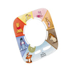 tonies - Tonieplay : Disney Winnie L’Oursonle Jeu De Tigrou Qui Mélange Et Répare Tout (Francais)-COMMENT ÇA MARCHE : Choisissez un jeu Tonieplay, Placez le disque Tonieplay sur la Toniebox 2 et pressez une oreille pour l’activer, Placez la manette Tonieplay au milieu de l’anneau lumineux, Appuyez sur le bouton « Lecture » de la manette et préparez-vous à jouer!