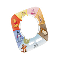 tonies - Tonieplay : Disney Winnie L’Oursonle Jeu De Tigrou Qui Mélange Et Répare Tout (Francais)-COMMENT ÇA MARCHE : Choisissez un jeu Tonieplay, Placez le disque Tonieplay sur la Toniebox 2 et pressez une oreille pour l’activer, Placez la manette Tonieplay au milieu de l’anneau lumineux, Appuyez sur le bouton « Lecture » de la manette et préparez-vous à jouer!