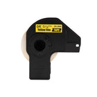Brother - Ruban de pellicule continu, 2,4 po, jaune, DK2606-Texte noir sur ruban de pellicule jaune