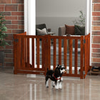 PawHut - Barrière pour chien pliable à 4 panneaux avec porte - brun-Il possède quatre panneaux fixés ensemble avec des charnières 