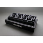 Ducky - ProjectD Tinker 65 RGB Mechanical Keyboard - MX Blue Switches - SF Layout - Black-RVB orienté vers le sud: Une fonctionnalité RVB unique où les LED sont situées en bas de l'interrupteur plutôt qu'en haut, ce qui les rend plus lumineuses car elles font face au typographe.