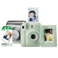 Fujifilm - Ensemble de photographie instantanée Instax Mini 12 - Menthe verte-Ensemble-cadeau incluant appareil instantané Instax Mini 12 menthe verte, étui de luxe de ton argent pour appareil Instax Mini 12, paquet de 10 films instantanés Instax Mini et support à photo Instax MINI texturé à motif d'étoiles