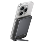 INIU - Banque d'alimentation MagPro Slim 10000 mAh - Noir-Chargez 3 sans attendre : Allumez simultanément votre iPhone 16, AirPods 4 et Apple Watch 6 avec la sortie sans fil, un port USB-C et un port USB-A.