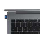 Casque Bluetooth Shokz OpenComm2 avec dongle USB-A-Confort toute la journée : Conçu pour un port prolongé, l'OpenComm2 présente un design léger et ergonomique ainsi que des cadres en titane flexibles. Profitez d'un confort maximal lors de longues conversations, de sessions de jeu ou d'activités quotidiennes sans fatigue