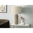 Monarch Specialties - Luminaire - 28 po H Lampe De Table - Résine Brune - Abat-Jour Beige - Contemporain - Moderne-Équipée d'un interrupteur à 3 voies pratique pour faire fonctionner une ampoule jusqu'à 100 W (ampoule à 3 voies non incluse), réglant sans effort la luminosité pour éclairer un coin confortable ou illuminer votre espace de travail