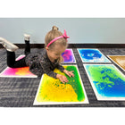Kore Design - Carreaux de sol liquides - Couleurs assorties - Carrés - 12 po x 12 po x 0,2 po - Ensemble de 9-Dalles de sol liquides vibrantes : offrant une véritable expérience sensorielle, ces tapis d'activités au sol sont adorés par les enfants. Remplis de liquide non toxique, ils changent de couleur de manière dynamique lorsque vous marchez, appuyez ou sautez, offrant un plaisir coloré sans fin