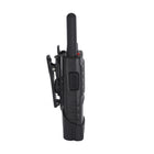 Cobra - PX650 Radio bidirectionnelle professionnelle FRS avec casques de surveillance - Paquet de 2-Durée D’Utilisation Ultra-Longue: Utilisation toute la journée jusqu’à 18 heures (90 % en veille / 5 % en conversation / 5 % en écoute)