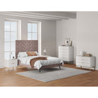 Manhattan Comfort - Dumbo table de chevet moderne, commode et commode haute 5 tiroirs - blanc - ensemble de 3-Comprend 9 tiroirs à extension totale conçus avec des lignes verticales texturées en relief