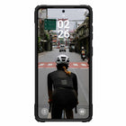 UAG - Étui Plasma XTE Rugged avec béquille et aimants pour Samsung Galaxy S26+, Noir/Orange-Eco : TPU noir fabriqué à partir de matériaux recyclés