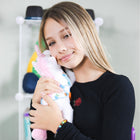Bouncyband - Jouet d'activité sensorielle Abeille occupée - Licorne-APPRENTISSAGE ACTIF : Engage les enfants dans l'exploration tactile grâce à leur fascination naturelle pour les fermetures à glissière, les boutons, les boucles et le comptage des nombres.