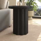 Hudson&Canal - Table d'appoint ronde cannelée Olie - 20 po l - Grain noir-Socle à piédestal orné de larges cannelures enveloppantes