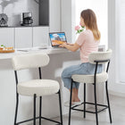 HOMCOM - Tabourets de bar hauteur comptoir 27 po - blanc crème - paquet de 2-Style simple et moderne qui s'intègre facilement à votre cuisine ou salle à manger 
