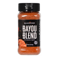Blackstone - Assaisonnement Bayou Blend-Sel, épices incluant piment chili, paprika, oignon et ail déshydratés, glutamate monosodique, graines de moutarde, graines de céleri et au plus 2 % de phosphate tricalcique ajouté pour prévenir l’agglomération