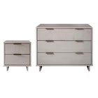 Manhattan Comfort - Granville commode moderne et table de nuit - gris clair - ensemble de 2-Commode de chambre moderne-contemporaine avec une touche de glamour comprenant 1 commode et 1 table de nuit