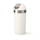 Umbra - Poubelle Umbra Venti-Un design simple et epure : la poubelle venti à couvercle basculant abrite vos déchets discrètement. sa bague intégrée maintient le sac bien en place tout en cachant les rebords du sac, pour un look toujours propre et moderne