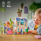 LEGO - Friends La maison de la famille de Liann-Comprend une rampe de planche, une peinture murale personnalisable, un gecko et un axolotl