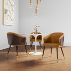 Manhattan Comfort - Lot de 2 chaises de salle à manger modernes Reeva 59 cm, revêtement similicuir, noyer et camel-Cadre en hêtre massif avec une finition noyer riche
