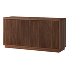 Hudson&Canal - Meuble TV rectangulaire cannelé Hanson pour téléviseurs jusqu'à 55 po - Noyer satiné-La capacité de charge supérieure est de 34 kg, l'étagère du milieu peut supporter 11 kg et l'étagère inférieure 16 kg