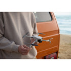 DJI - Lito X1 Drone Caméra 4K avec Télécommande 2 - Pack Fly More-Liberté créative prolongée : profitez d'une autonomie de vol allant jusqu'à 36 minutes avec la batterie standard, ou prolongez vos sessions à 52 minutes avec la batterie de vol intelligente Plus.