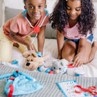 Melissa & Doug - Ensemble de jeu vétérinaire, examen et soins des animaux-Effectuez des visites à domicile avec le sac cabas, idéal pour ranger tous les accessoires