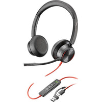 HP - Casque stéréo USB-C Poly Blackwire 8225 avec adaptateur USB-A-Avec le Blackwire 8225, votre voix est la seule chose entendue, pas le chaos qui vous entoure. Son microphone antibruit doté de la technologie Acoustic Fence vous place dans un bureau calme, même si vous êtes dans une cuisine bruyante.