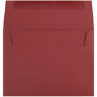 JAM Paper - Enveloppes d'invitation A7 - 5,25 x 7,25 - rouge foncé - Paquet de 50-Ces enveloppes sont parfaites pour envoyer des invitations, des cartes de voeux, des RSVP, des cartes de remerciement, des cadeaux d'anniversaire, des remises de diplômes, des vacances et plus encore