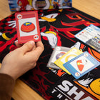 Kess - Tapis de jeu Sonic Moderne Shadow-Protège vos cartes et pièces de jeu tout en ajoutant une esthétique Sonic SHADOW marquante à votre espace de jeu