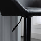 HOMCOM - Tabourets de bar pivotants réglables avec repose-pieds - noir - paquet de 2-Le cuir PU offre un style remarquable et un entretien facile 
