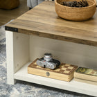 HOMCOM - Table basse style ferme avec tiroir et étagère de rangement pour salon - blanc-Matériau : panneau de particules