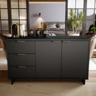 Manhattan Comfort - Buffet moderne Granville 140 cm - Gris foncé-Comprend 3 tiroirs à extension totale avec tiroir supérieur doté de lignes nervurées verticales texturées en bois massif et 3 étagères dissimulées