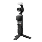 DJI - Caméra portative 4K à stabilisation à 3 axes Osmo Pocket 4 de DJI avec microphone Mic 3 et objectif Osmo 3-Écran tactile OLED rotatif de 2 pouces - Passez instantanément du tournage vertical au format paysage d'un simple geste. L'écran haute luminosité de 1000 nits garantit une visibilité parfaite, même en plein soleil
