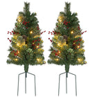 HOMCOM - Lot de 2 petits sapins de Noël éclairés - vert - 2 pieds-2 types de pointes, décorées de fruits rouges, pommes de pin et feuilles d'Eucalyptus 