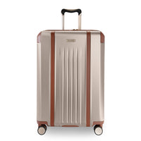 Ricardo Beverly Hills - Montecito 2.0 Moyen Valise Rigide de 25 po  - port USB - Champagne-Polycarbonate 100 % durable - Aide à protéger vos effets personnels grâce à une coque solide et légère conçue pour le voyage