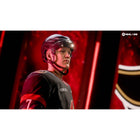 NHL 26 pour PlayStation 5-SYSTÈME DE CONTRÔLE DE LA ZONE DE BUT : Le système de contrôle de la zone de but apporte du nouveau devant le filet avec une présence rehaussée entre les poteaux grâce aux nouveaux arrêts à courte portée, aux harponnages et à un positionnement par IA amélioré qui donnent aux cerbères plus de contrôle sur cette section cruciale de la patinoire. Ces réactions en temps réel permettent aux cerbères de répondre fluidement, rapidement et authentiquement aux changements de direction de la