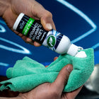 Turtle Wax - Trousse de rénovation de lentilles de phares avec technologie Heal & Seal - Paquet de 2-L'ensemble comprend : 3 tampons de restauration de différents grains (2400 à 8000), lubrifiant (4 oz), composé clarifiant (4 oz) et lingette d'étanchéité (4 po x 4 po)