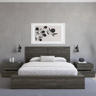 Nexera - Table de nuit à 2 tiroirs James, Chêne Gris-Conçu et fabriqué au Canada avec des panneaux de particules et des matériaux MDF certifiés CARB II/FSC. Assemblage requis