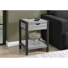 Monarch Specialties - 3201 Table d'Appoint Contemporaine 24 po à 2 Niveaux - Tiroir de Rangement - Stratifié Gris- Métal Noir-Équipée d'un tiroir de rangement pratique et d'une étagère à deux niveaux, cette table d'appoint offre des solutions fonctionnelles pour organiser vos essentiels, parfaite comme table de chevet ou bout de canapé