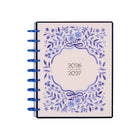 The Happy Planner - Planificateur daté format classique 2026–2027 à reliure à disques - 9-3/4 po x 5-5/16 po - Bleus champêtres-La disposition Tableau de bord en format classique, avec sa conception côte à côte, vous permet de visualiser vos priorités en un coup d’œil